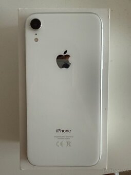 Iphone xr - 4