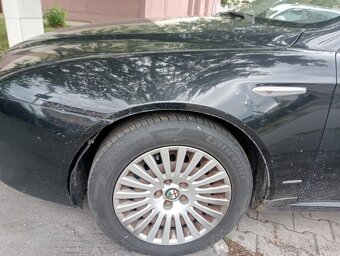 Predám Alfa Romeo 159 1.9 jtdm 88kw.Na náhradné dliely. - 4
