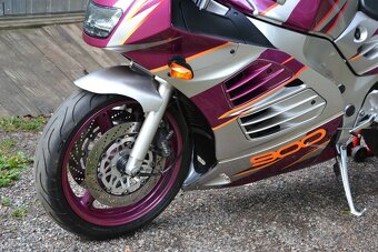 Suzuki RF900 - 99KW - 4