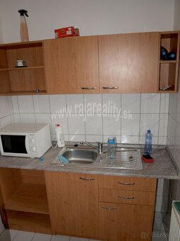 Administratívne priestory - 4