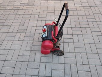 Kompresor Husky model A700062 - 4