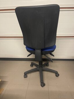 Kancelárska stolička - 4