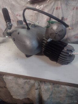 Predam motor Jawa 555 po kompletnej GO - 4