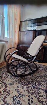 Hojdacie kreslo, pravdepodobne tonet - 4