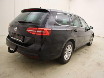 VW Passat Variant Tdi.Virtual.Pano,360,full LED - 4