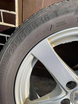 Pneu 205/55 R16 - 4