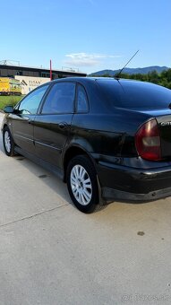 Predám Citroën C5 2,2 HDI - 4