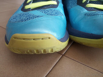 Panske bezecke tenisky Asics Netburner Ballistic. - 4