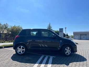 Suzuki Swift 1.3 VVT - 4