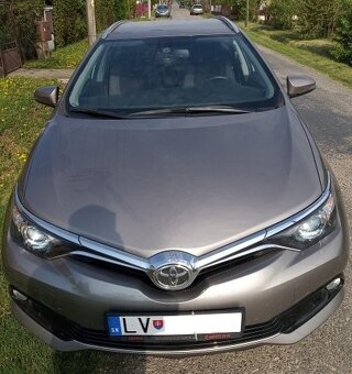 Predám Toyota Auris Tourning Sports - 4