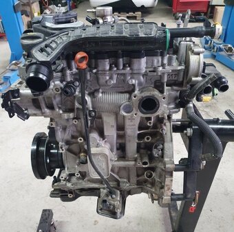 Motor citroen peugeot opel 1.2 THP HNO5 - 4