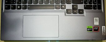 Lenovo Legion 5 Slim 16AHP9 - 4