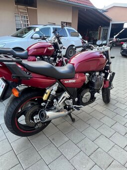 Yamaha XJR 1200 - 4