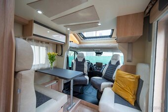 Autokaravan 2024 Giottiline 385 – Plne vybavený & v záruke - 4