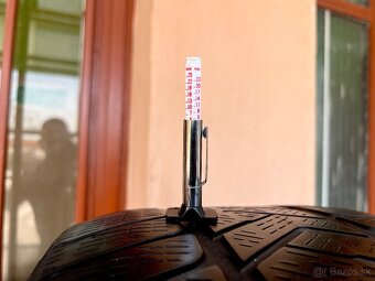 235/60 R18 zimné pneumatiky – 2 kusy - 4