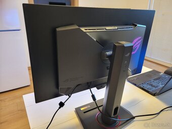 ASUS ROG Strix OLED XG27AQDMG - 4