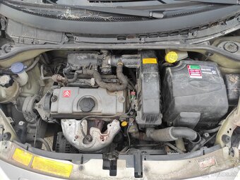 Predám náhradné diely na Citroën c3 1,1benz - 4