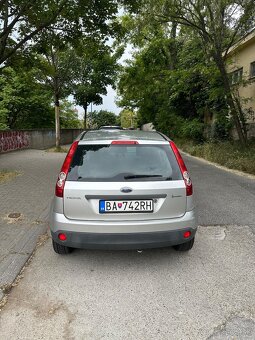 Ford Fiesta 1.25 benzín - 4