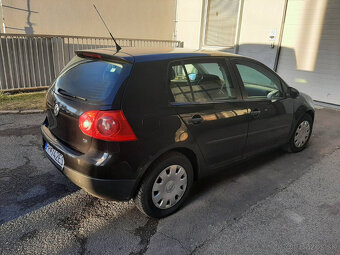 Volkswagen Golf 1.6 Trendline A/T - 4