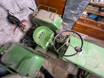 Traktor Buhrer - 4