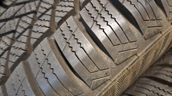 Predám 2ks skoro nové zimné 185/60r15-88T Matador - 4