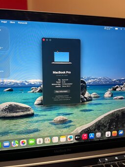 ZÁRUKA - MacBook Pro 13" 2020 - 8GB RAM 512GB SSD - 4
