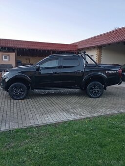 Nissan Navara TREK1 - 4