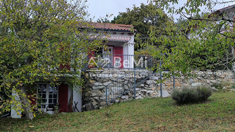 Chata v obci Chľaba, okr. Nové Zámky, 1112m2 - 4