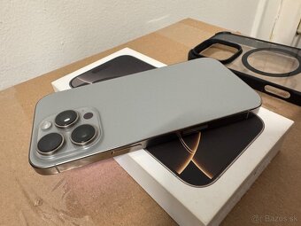 Apple iPhone 16 Pro 128 GB - 4