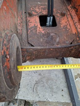 Rychloupinac JCB JS - 4