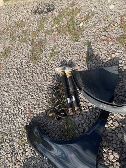 Predám súčiastky diely do vw golf5 combi 1,9 TDi - 4