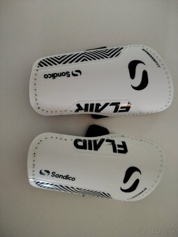 Kopačky addidas ako nové veľ. 33 - 4