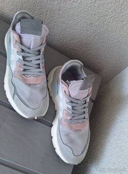 Adidas tenisky Nite Jogger - 4