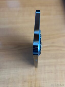 Apple iPhone 13 Pro Max 256GB Grafitový - 4