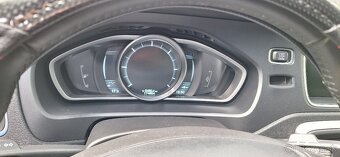 Volvo V40 D2 - 4