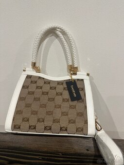 Bebe - 4