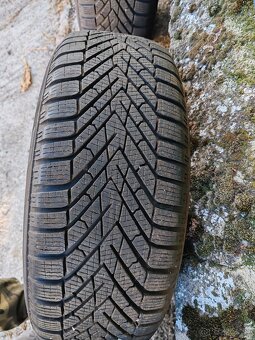 5x112 205/55 R16 zimné PIRELLI - 4
