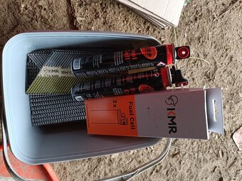 Vrtacky, vrtaky  a sada klincov do klimcovacky - 4