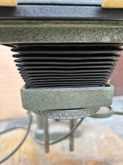 HISTORICKÝ FOTOGRAFICKÝ ZVÄČŠOVÁK MAGNIFAX - 4