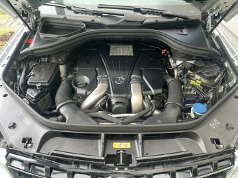 Mercedes-Benz ML500 - 4