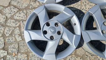 5x114,3 R16 --- DACIA DUSTER ... - 4