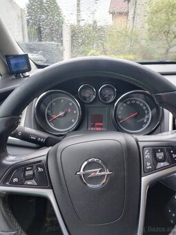 Opel Astra 1.7 CDTI 92KW 2010 - 4