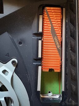 Predam PS5 + 1TB SSD + hry + nabijacka + headset - 4
