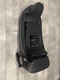 Predám vajíčko Cybex so základnou a adaptérmi na kočík - 4