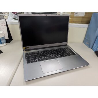 Acer Swift 3 15.6 1080p strieborný - 4