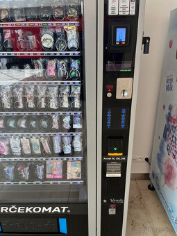 Predam Predajný automat Vendo Sanden SDX - 4