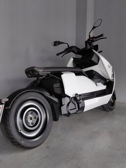 BMW CE 04 - 4