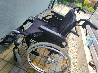invalidny vozík XL 61cm do170kg pridavne brzdy pre asistent - 4