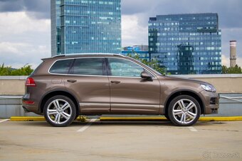 Volkswagen Touareg 4.2 TDI V8 Tiptronic R-Line - 4