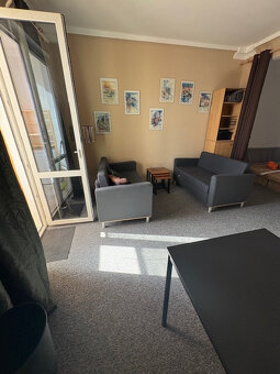 Veľká komplet zariadená Garsónka s Loggiou ul. Martinčekova - 4